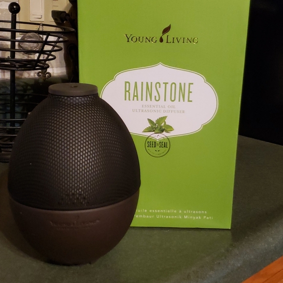 Young Living Rainstone Diffuser